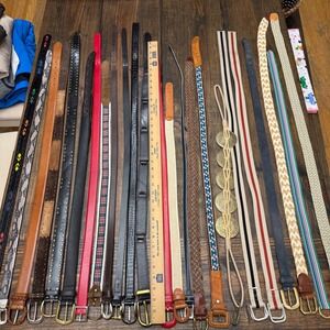 Large lot of Women's Belts Leather, Fabric Braided, Large/ Medium mostly, READ